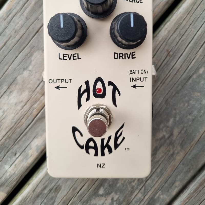 used 2010s Crowther Hot Cake White - Effect Pedal