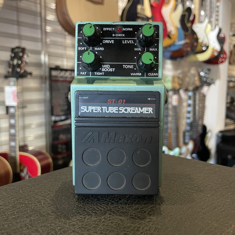 used 1984 - 1987 Maxon ST-01 Super Tube Screamer Green - Effect Pedal