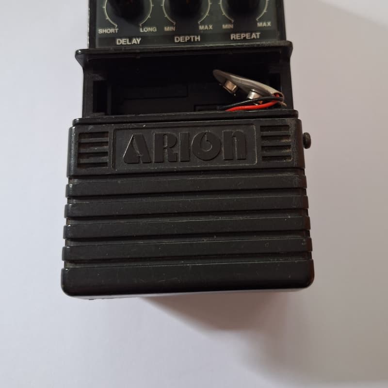 used 1980s Arion SAD-1 Stereo Delay Black - Effect Pedal