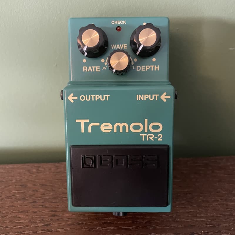 used 1997 - Present Boss TR-2 Tremolo (Silver Label) Green - Effect Pedal