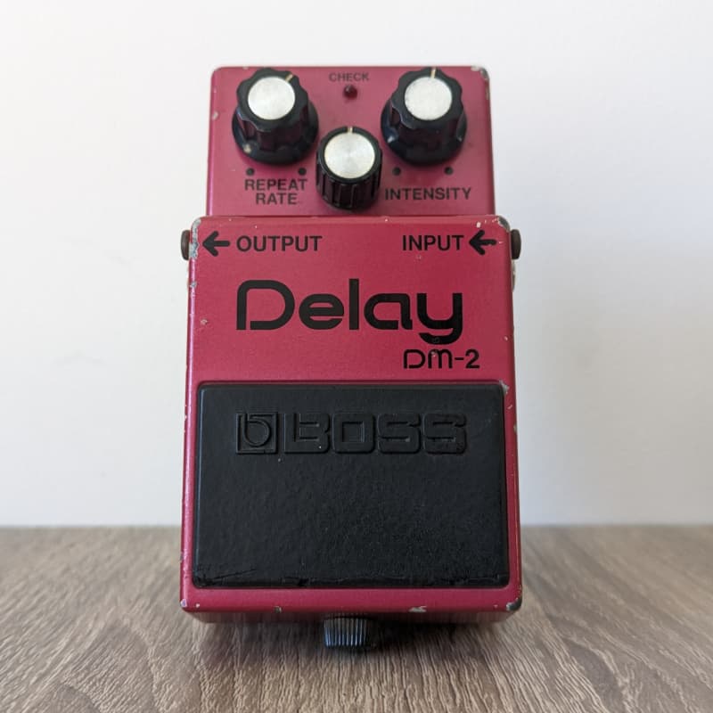 used 1984 Boss DM-2 Delay (Green Label) Pink – Effect Pedal