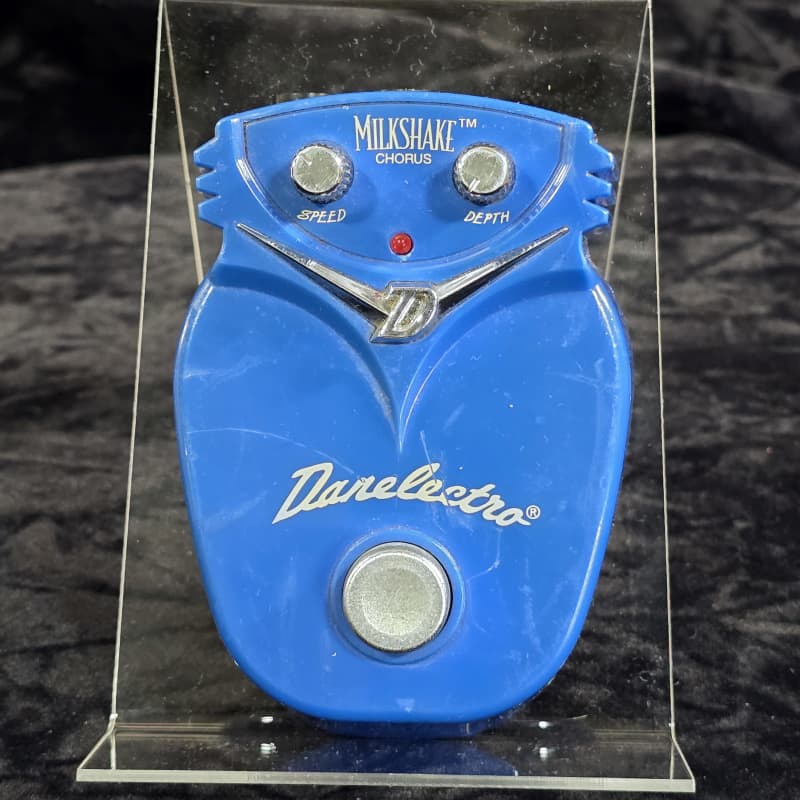 used 2000s Danelectro Milkshake Chorus Blue - Effect Pedal