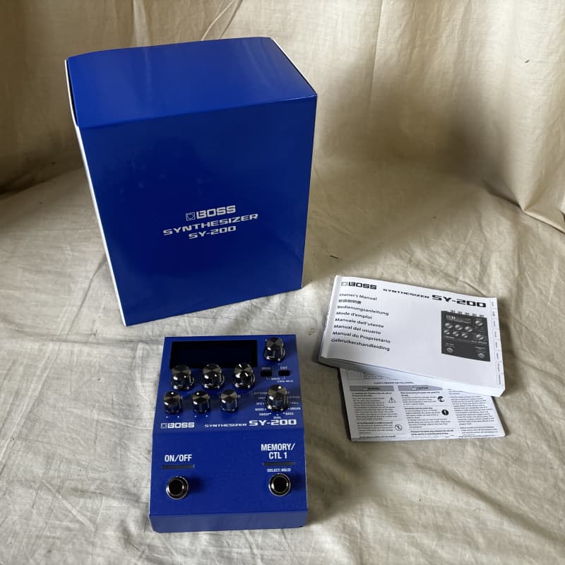 used 2021 - Present Boss SY-200 Synthesizer Blue - Effect Pedal