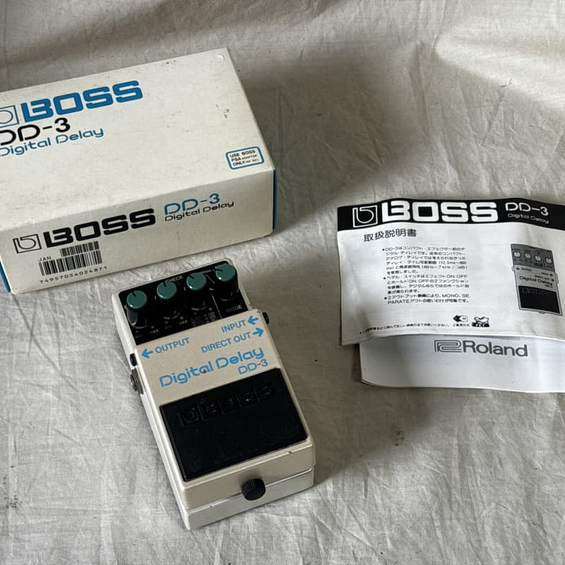 used 1986 - 1990 Boss DD-3 Digital Delay White - Effect Pedal