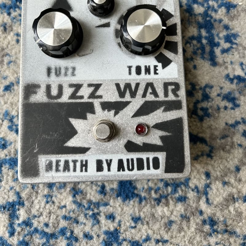 used 2010s Death By Audio Fuzz War Metal - Effect Pedal