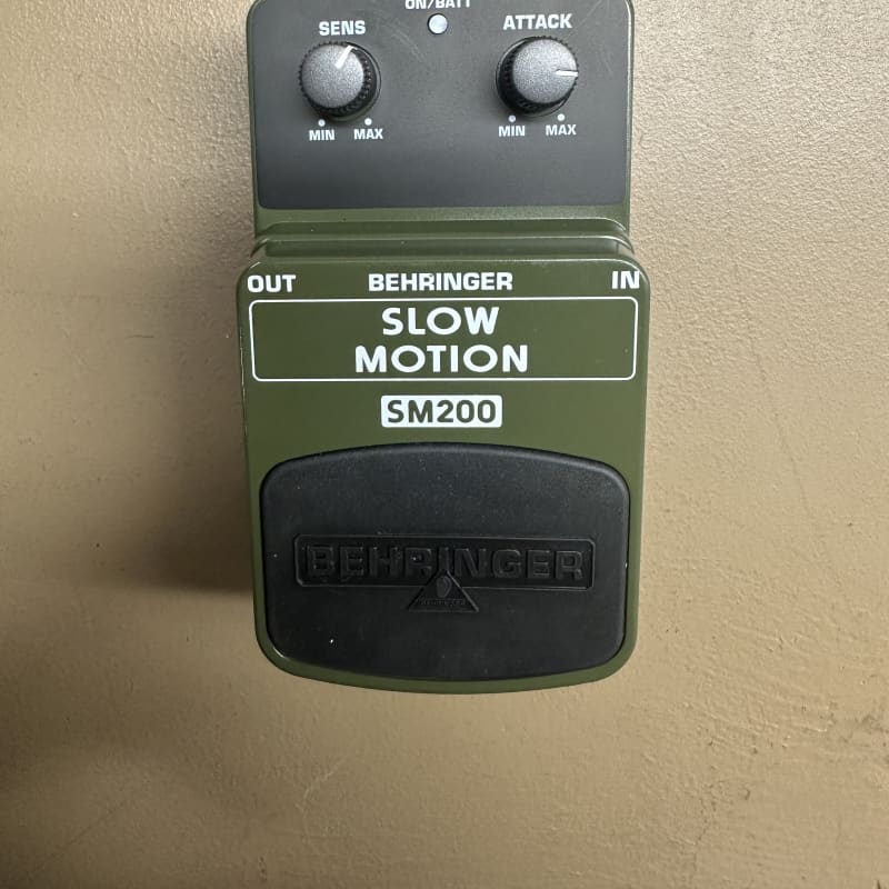 used 2010s Behringer SM200 Slow Motion Grey - Effect Pedal