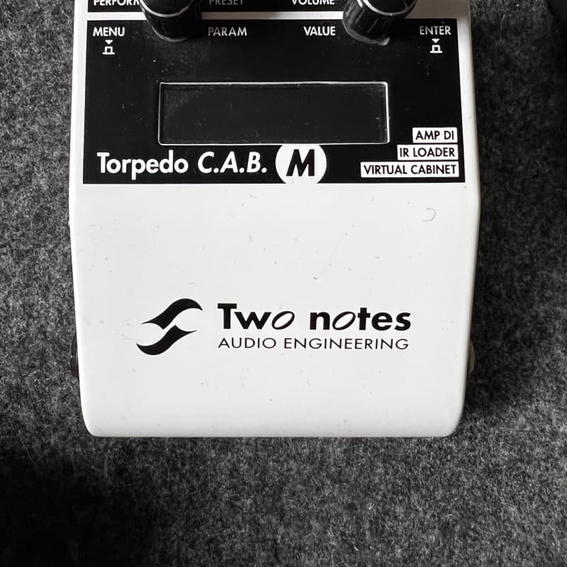 used 2019 Two Notes Torpedo C.A.B. M Speaker Simulator / Amp DI White - Effect Pedal