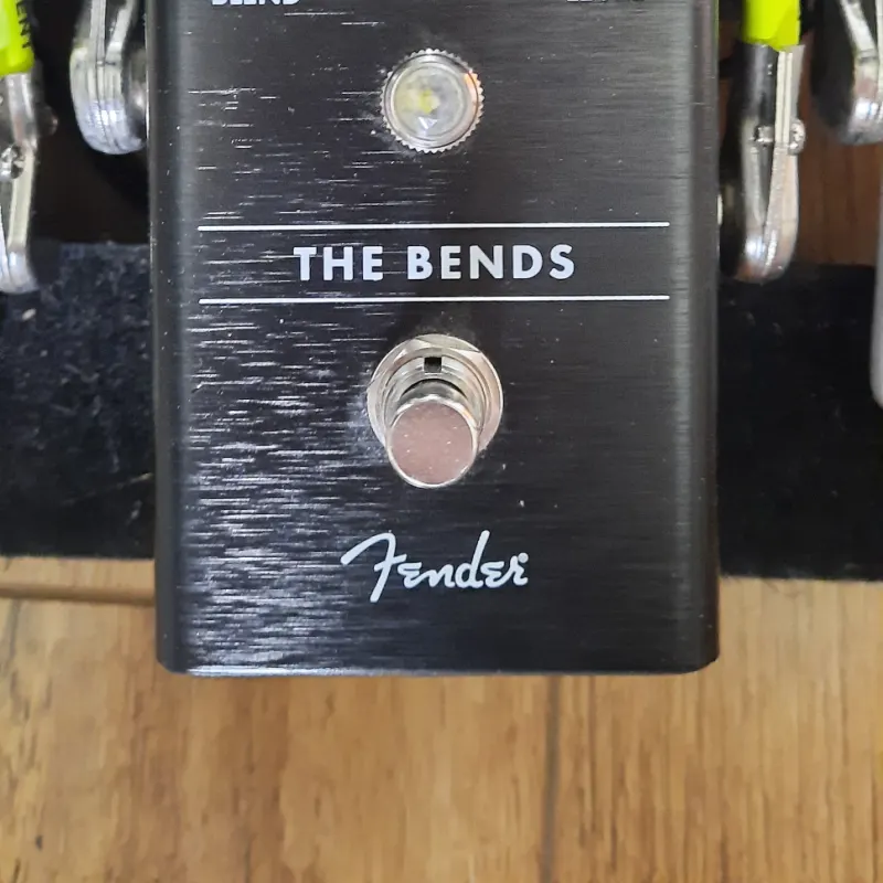 used 2018 - Present Fender The Bends Compressor Black - Effect Pedal