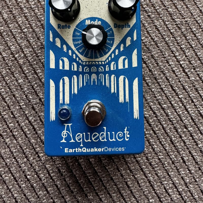 used 2018 - Present EarthQuaker Devices Aqueduct Vibrato Blue Spark... - Effect Pedal