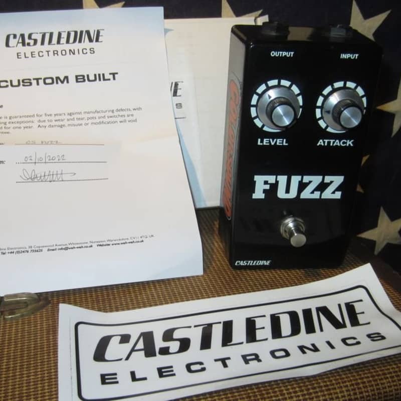 used 2022 Castledine Colorsound Fuzz Black - Effect Pedal