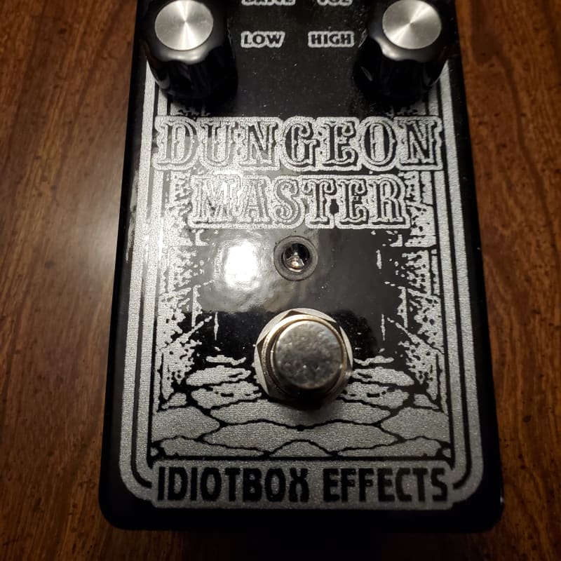 used 2010s IdiotBox Effects Dungeon Master Graphic - Effect Pedal