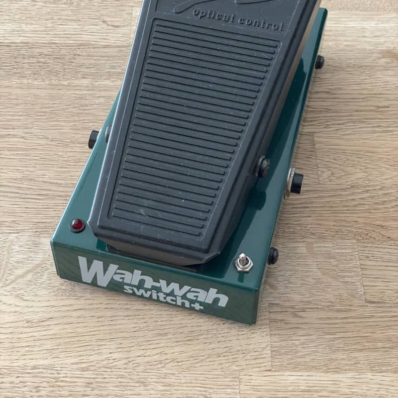 used 1990s George Dennis Wah-Wah switch+ green - Effect Pedal