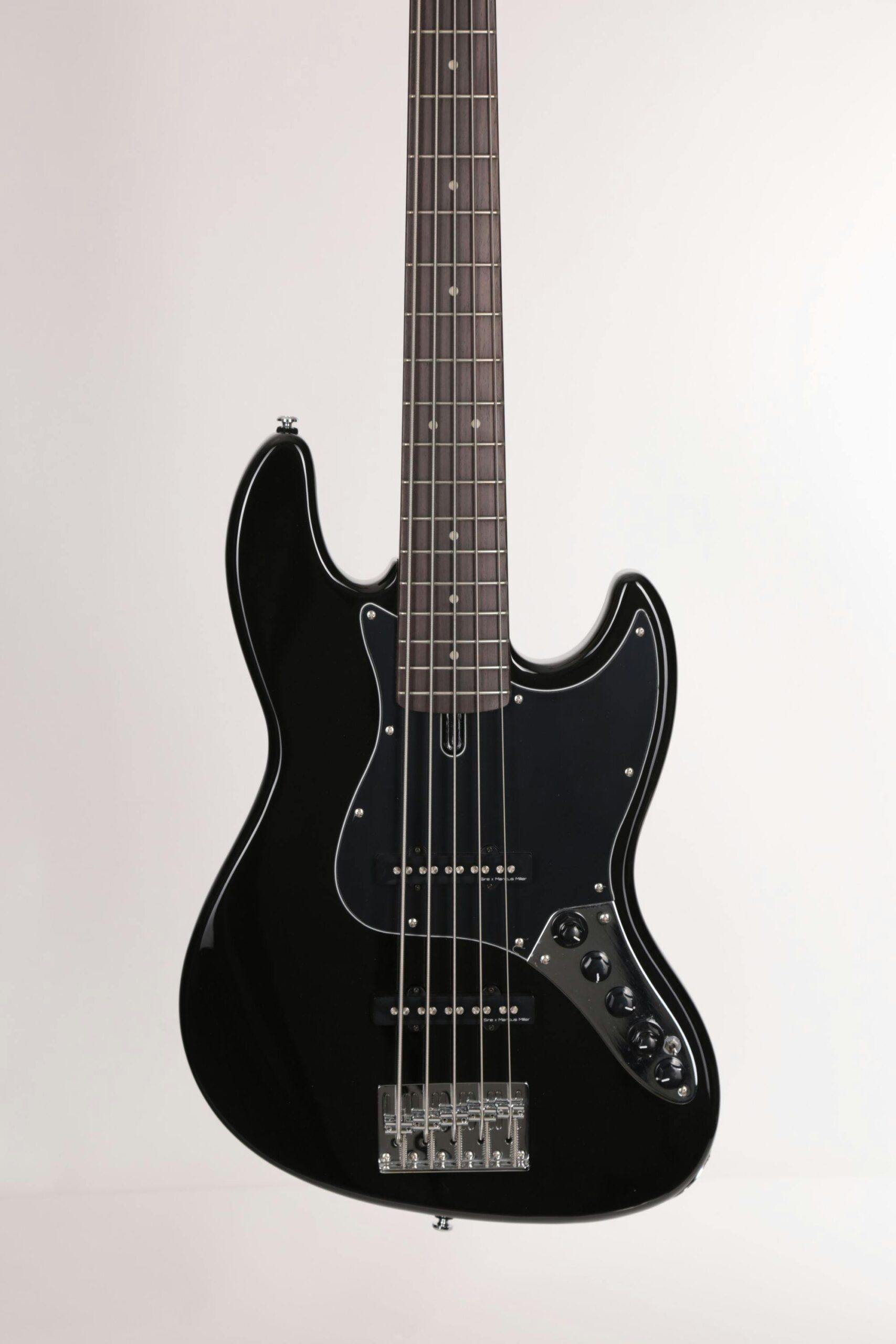 Sire Version 2 Marcus Miller V3 5 String Bass in Black – £399 New