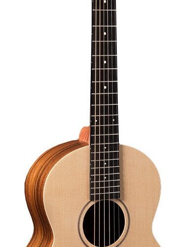Sheeran by Lowden W02 Acoustic Guitar with Santos Rosewood Body & Sitka Spruce Top in stock