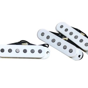 Monty's Guitars '62 Stratocaster Parchment Pickup Set