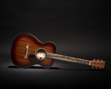Martin Junior Series 000 Jr E Jeff Tweedy Electro Acoustic in Dark Mahogany - Image 2