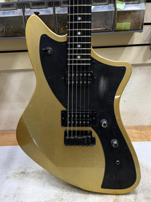 Fender Custom Shop Levi Perry Masterbuilt Meteora Relic Electric Guitar in Aged Inca Silver - Image 2