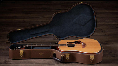 Taylor Gold Label 510e Electro Acoustic Guitar - Image 3