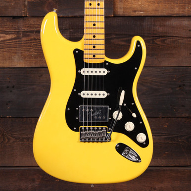 Fender Custom Shop '69 HSS Stratocaster in Faded Aged Graffiti Yellow - Image 2