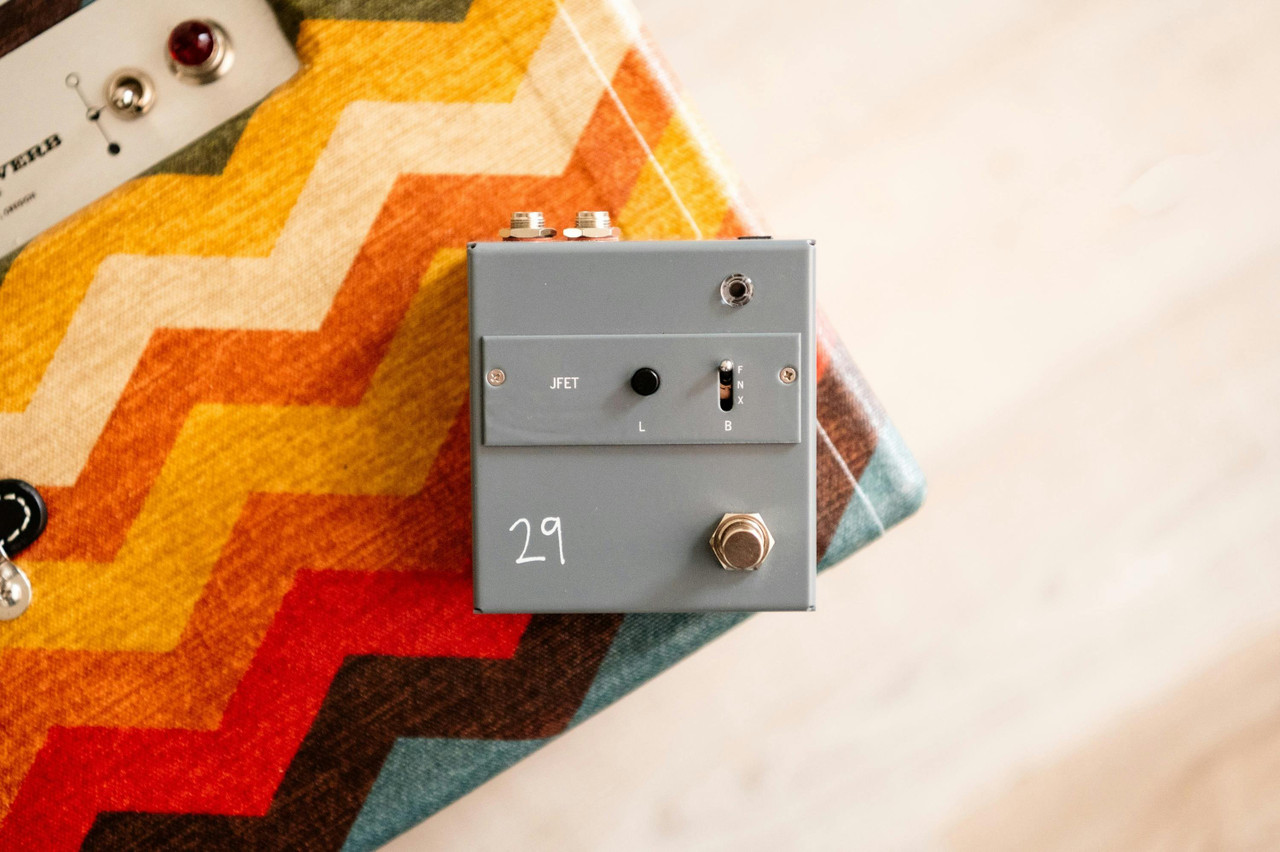 29 Pedals JFET Transistor Boost Pedal