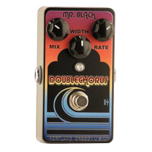 Mr Black DoubleChorus Diamond Sunset Chorus Pedal in Black