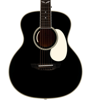 Orangewood Ava Jr Live Mini Grand Concert Electro Acoustic Guitar in Black Satin
