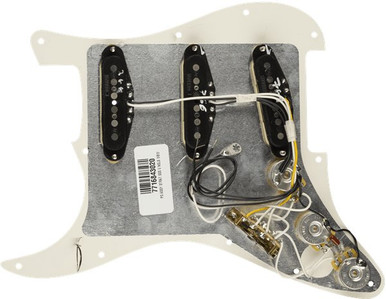 Fender Pre Wired Pickguard Stratocaster SSS Vintage Noiseless in Parchment - Image 2