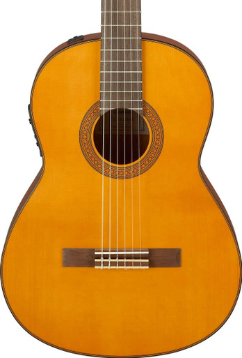 Yamaha GCGX122 Spruce Classical Guitar in Natural
