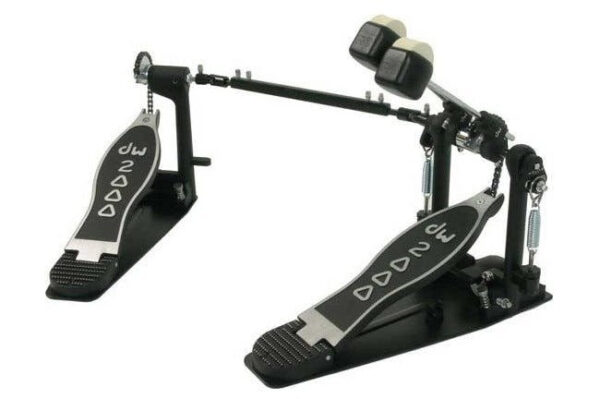 DW 2000 Series Single Chain double Pedal - Image 5