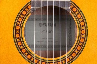 Yamaha CS40 3/4 Size Classical Guitar - Image 6