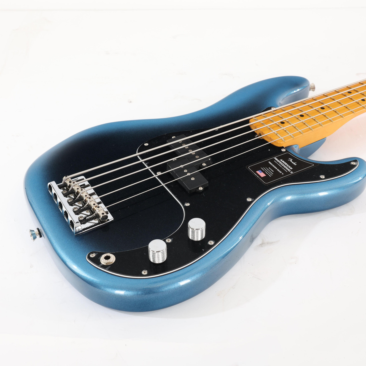 B Stock : Fender American Professional II Precision Bass Guitar V in Dark Night - 001 - Image 2