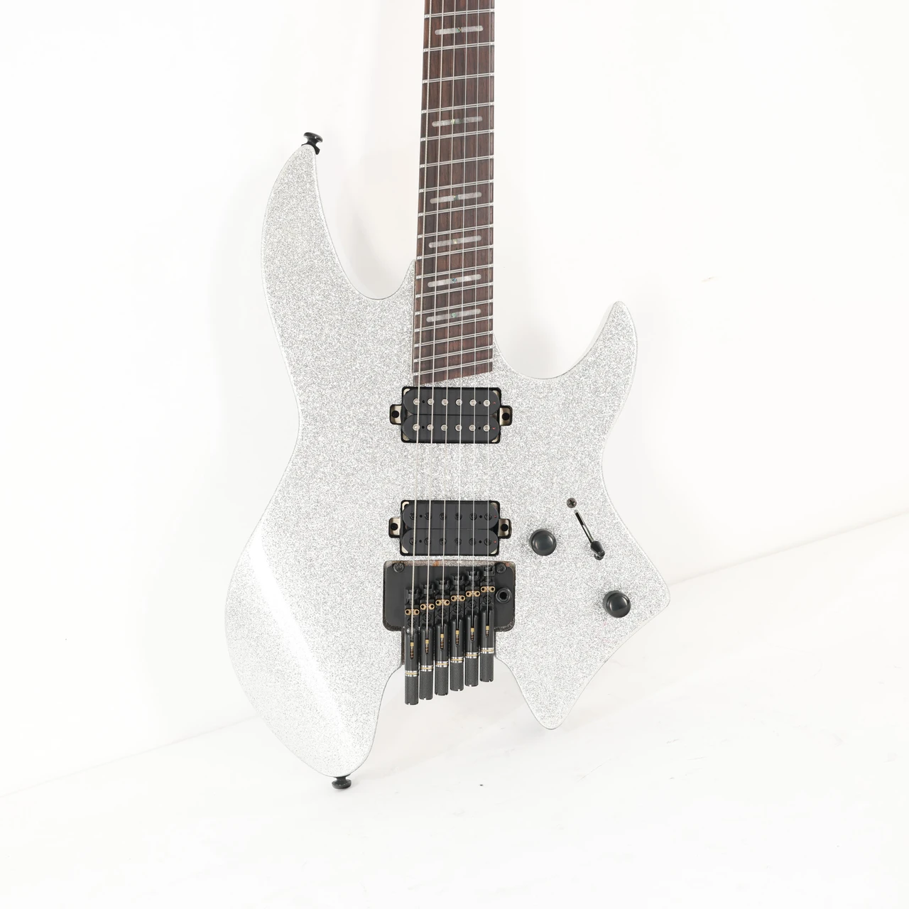 B Stock : Sire Larry Carlton X6 Headless Electric Guitar in Silver Sparkle - 001 - Image 2