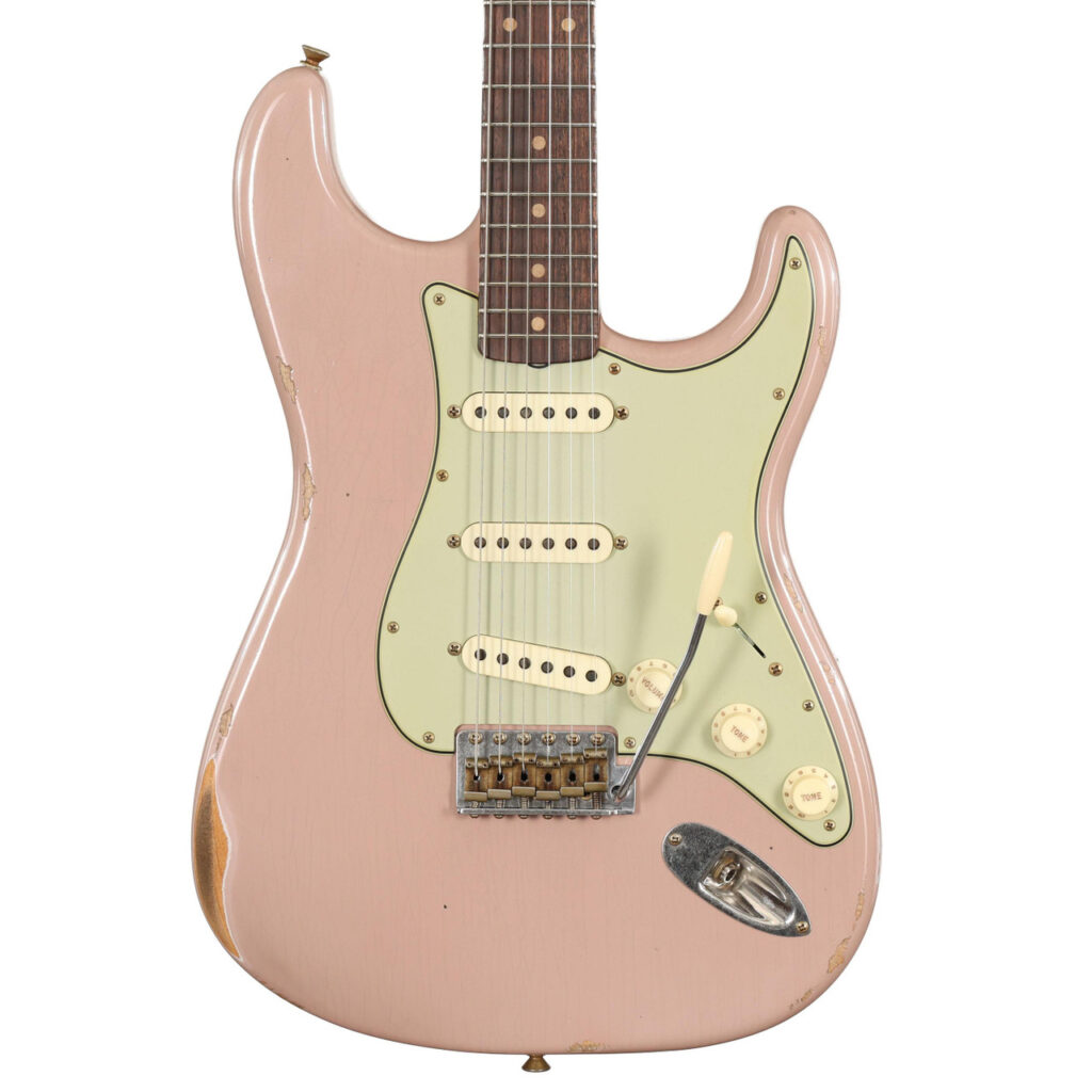 Fender Custom Shop '62 Stratocaster Relic in Dirty Shell Pink