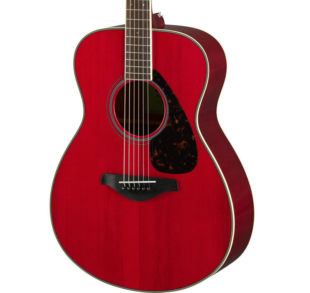 Yamaha FS820RR Acoustic Guitar in Ruby Red
