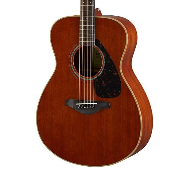 Yamaha FS850 Acoustic Guitar in Natural