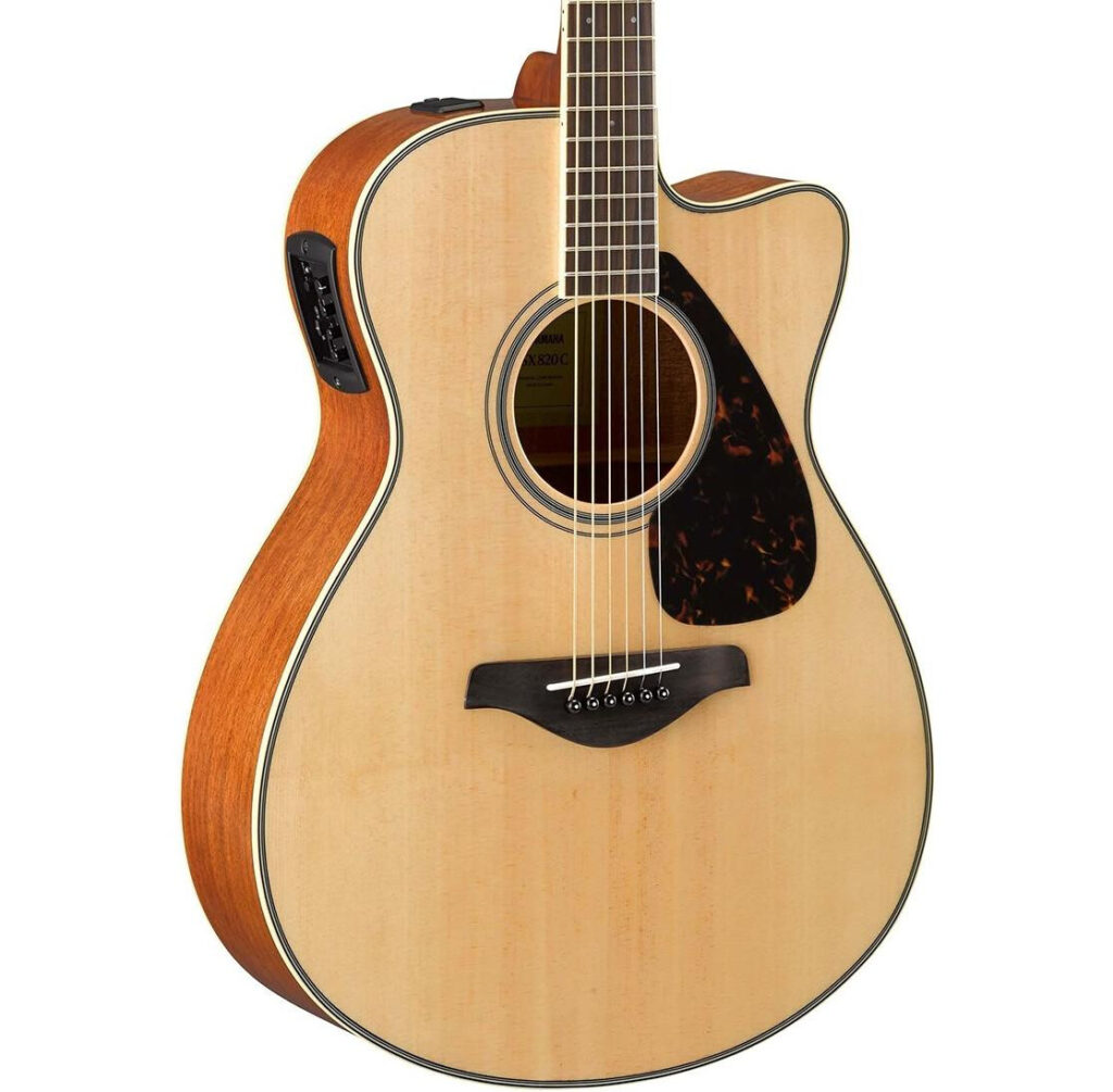 Yamaha FSX820C Electro Acoustic in Natural