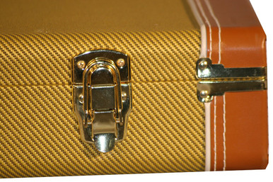 Gator Cases Deluxe Wood Case for Electric Guitars in Tweed - Image 6