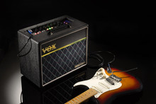 Vox Valvetronix VT20X 8" 20W Combo In Classic Blue - Image 3