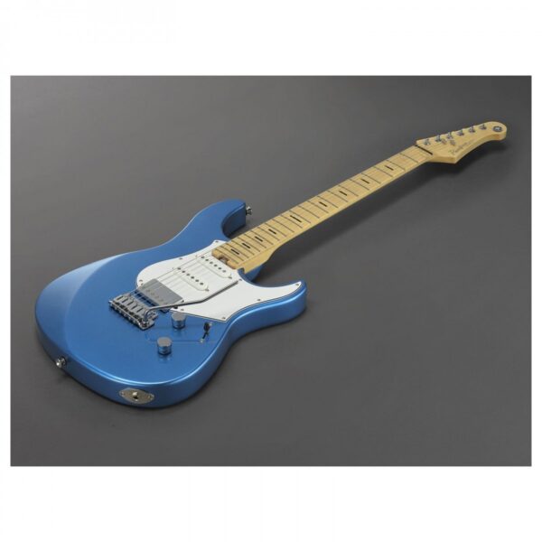 Yamaha Pacifica Professional MN Sparkle Blue