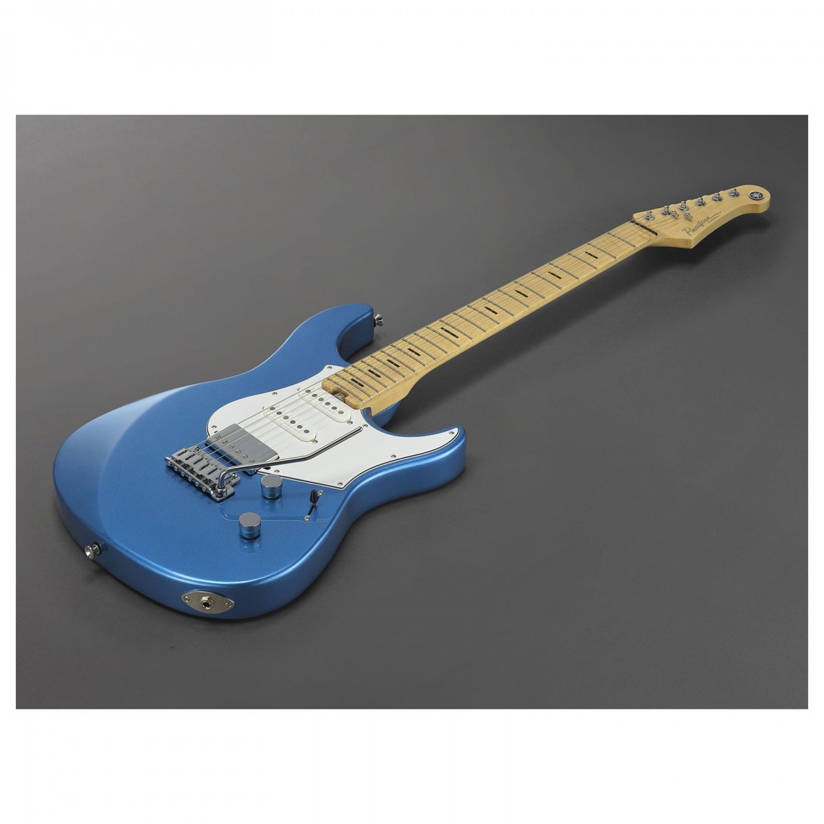 Yamaha Pacifica Professional MN Sparkle Blue