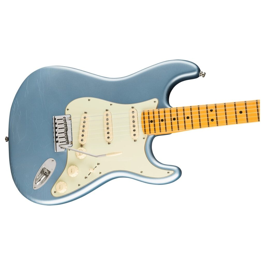 Fender American Ultra Luxe 60s Stratocaster Maple Fingerboard Ice Blue Metallic
