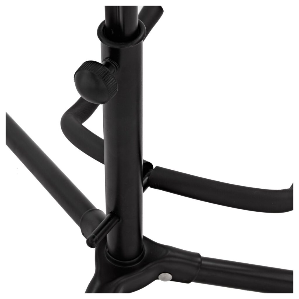 Traditional Guitar Stand