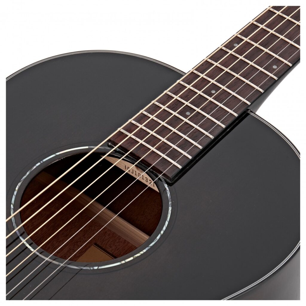Yamaha CSF1M Travel Guitar Translucent Black