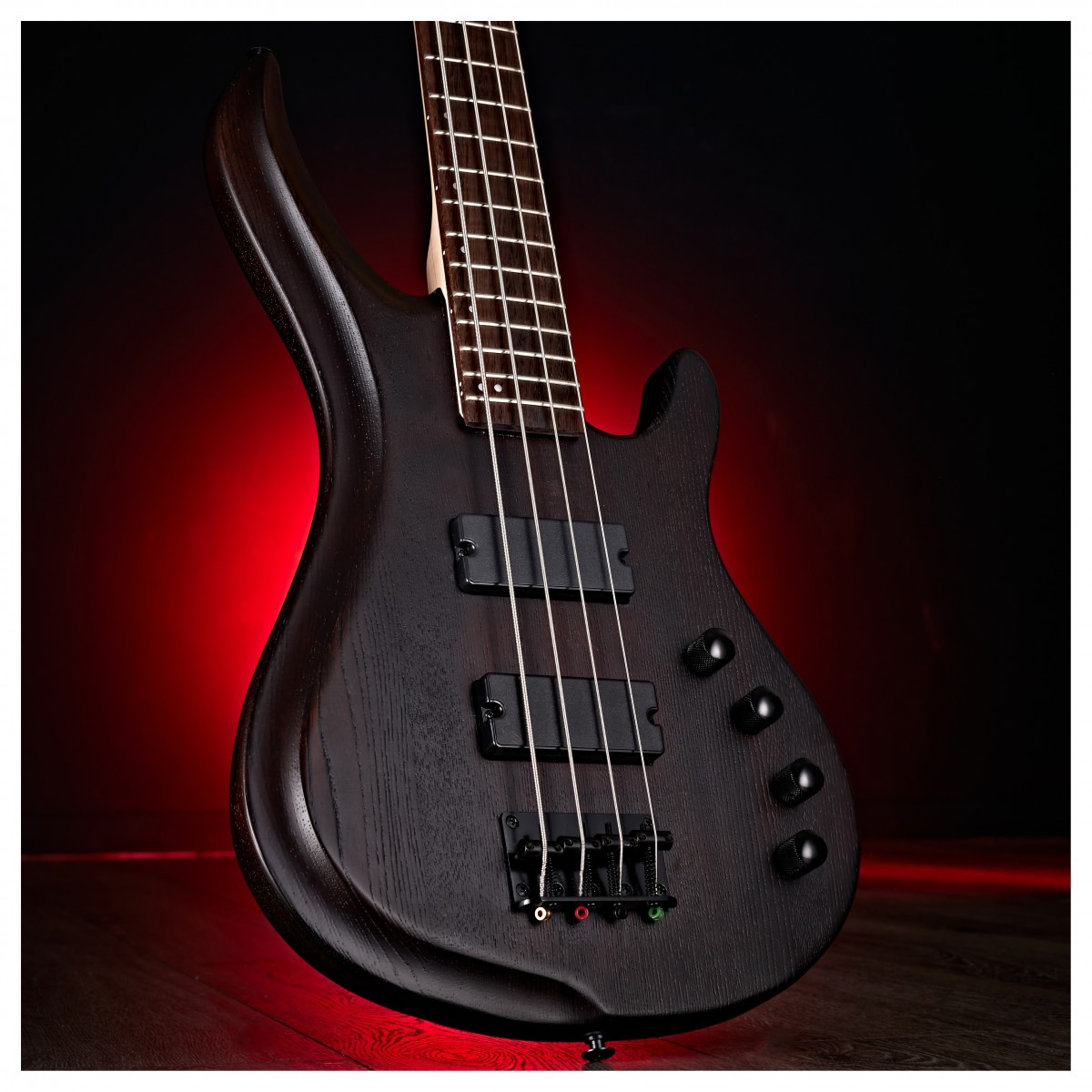 G4M 878 Bass Guitar Walnut Stain & Eden Orbiter 8 Combo Amp - Image 2