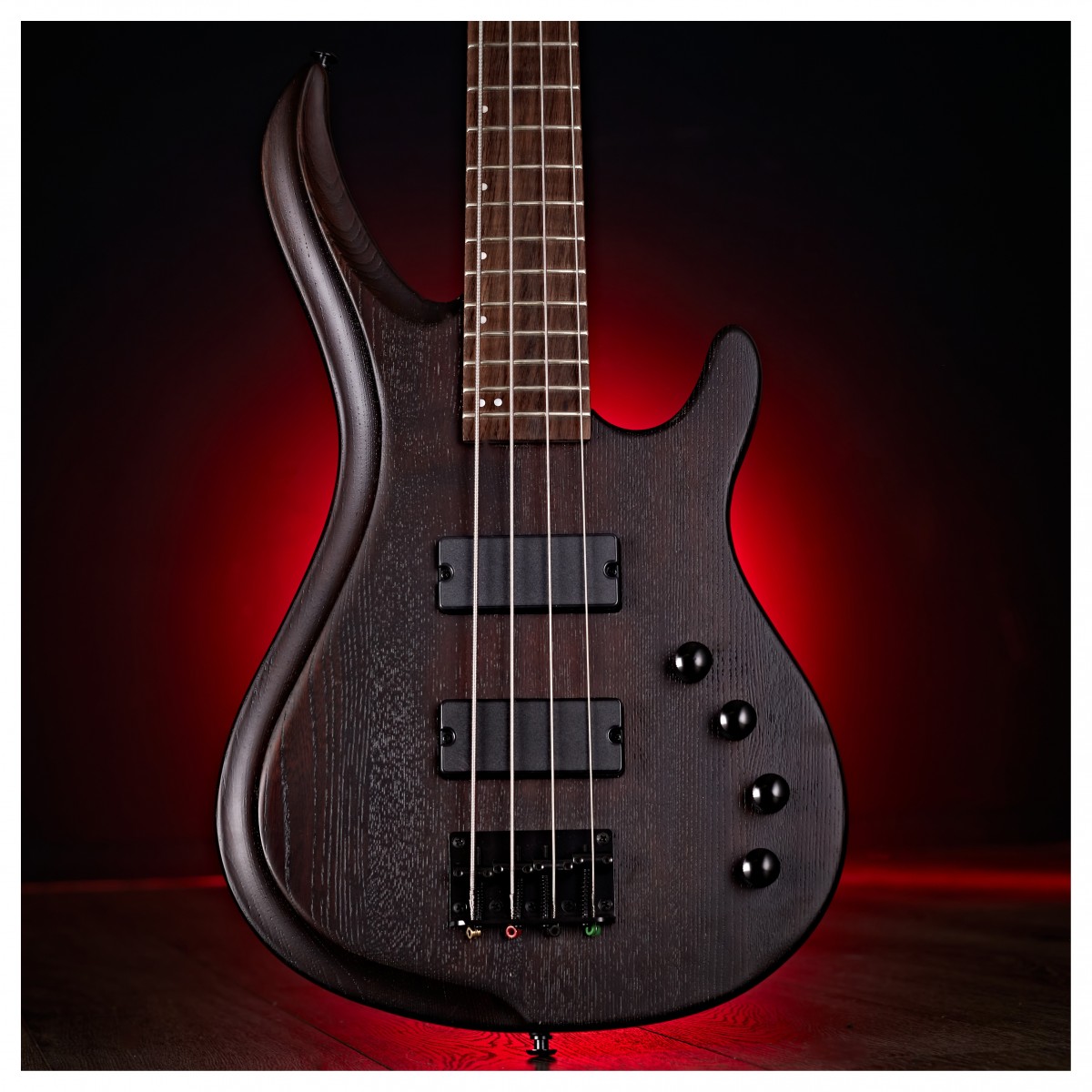 G4M 878 Bass Guitar Walnut Stain & Eden Orbiter 8 Combo Amp - Image 3