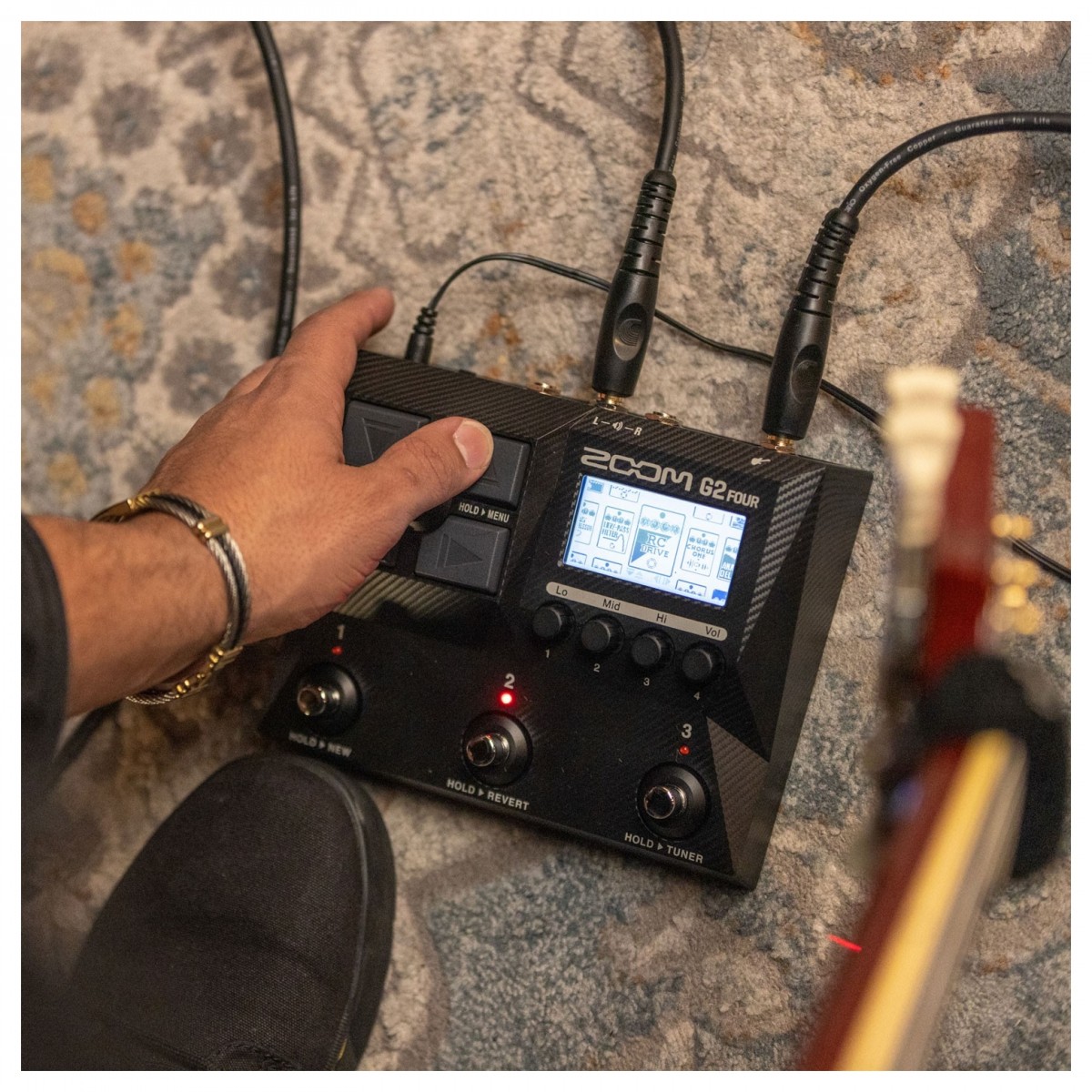 Zoom G2 Four Guitar Multi-Effects Processor