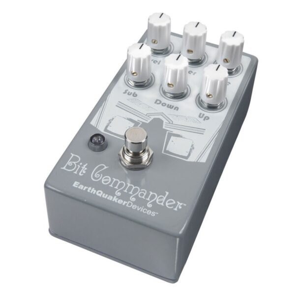 EarthQuaker Devices Bit Commander V2 Octave Synth