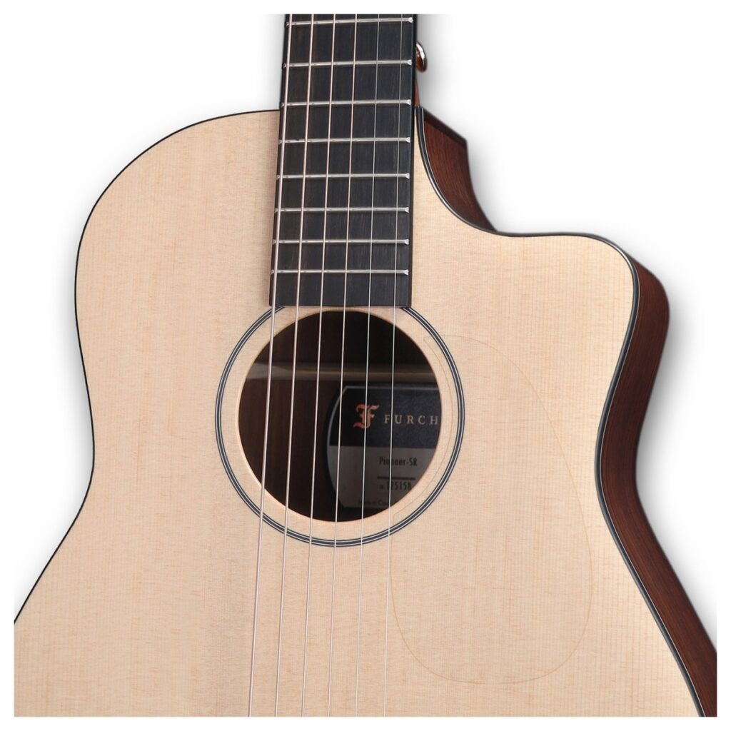 Furch Guitars Pioneer-ER a Travel Guitar
