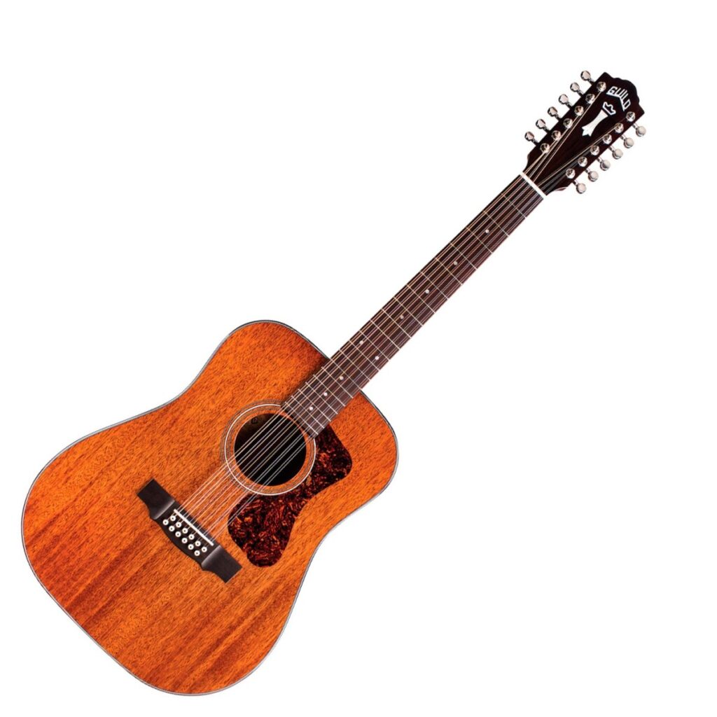 Guild D-1212 Natural With Bag
