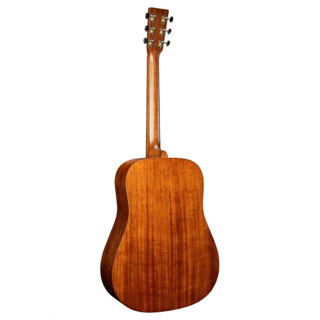 Martin D17